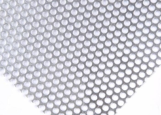 Dekoracja Gruba aluminiowa perforowana siatka o grubości 8,0 mm o wysokiej wytrzymałości
