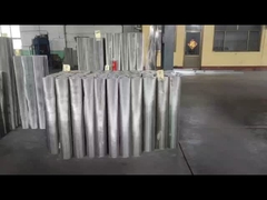 Wykończone sieci tkanine w zwojach