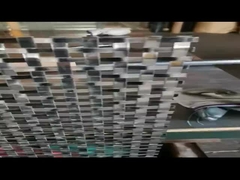 Płaska kwadratowa tkanina dekoracyjna sieć metalowa ze stali nierdzewnej lub aluminium